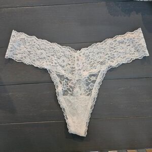 Women's Victoria's secret THE LACIELacie Lace-Up Thong Panty coconut white sz M